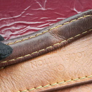 Pre-owned Louis Vuitton Brea MM ROUGE FAUVISTE Vernis M91690 shoulderbag | stylenewstar