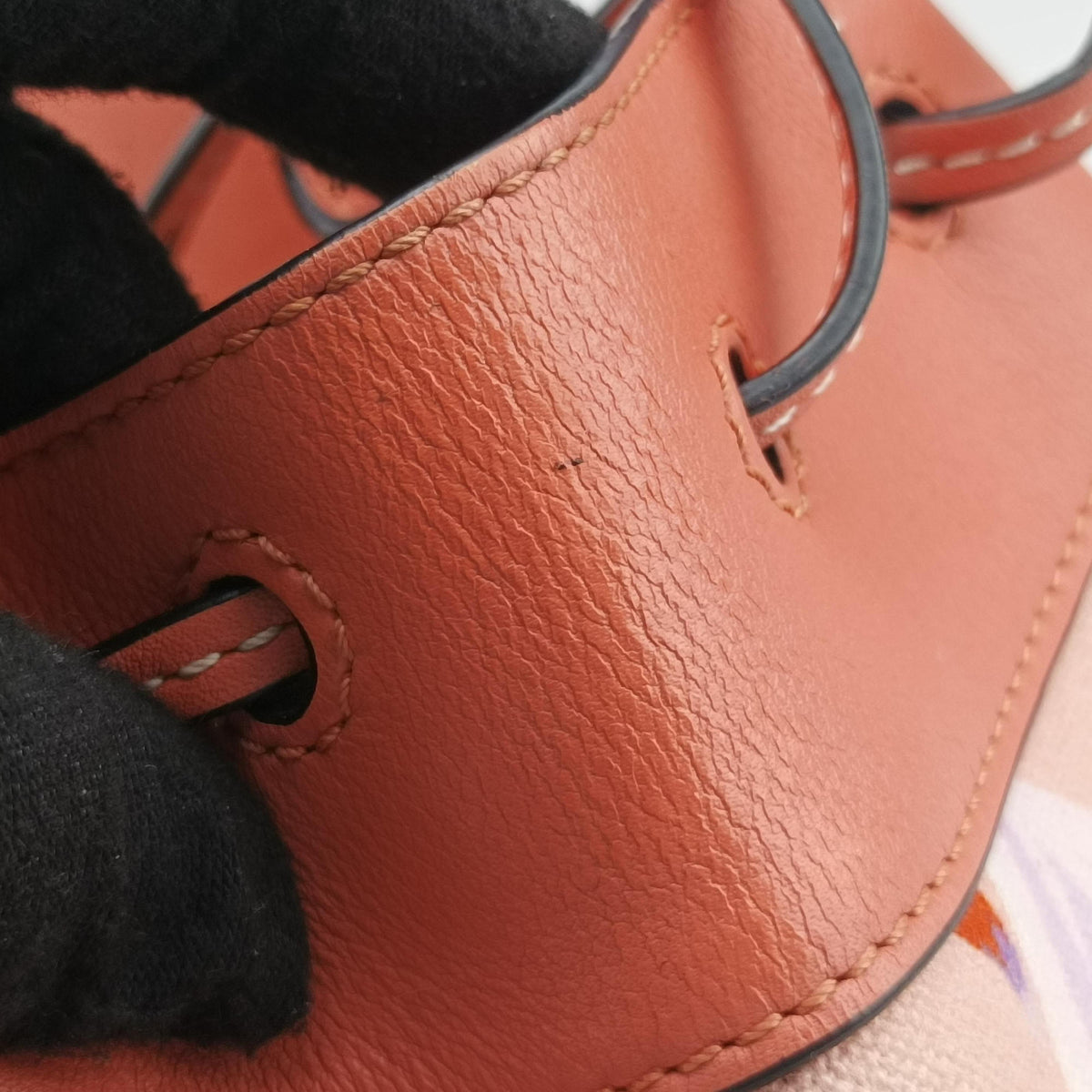 Pre-owned Loewe Hammock orange Leather  shoulderbag | stylenewstar