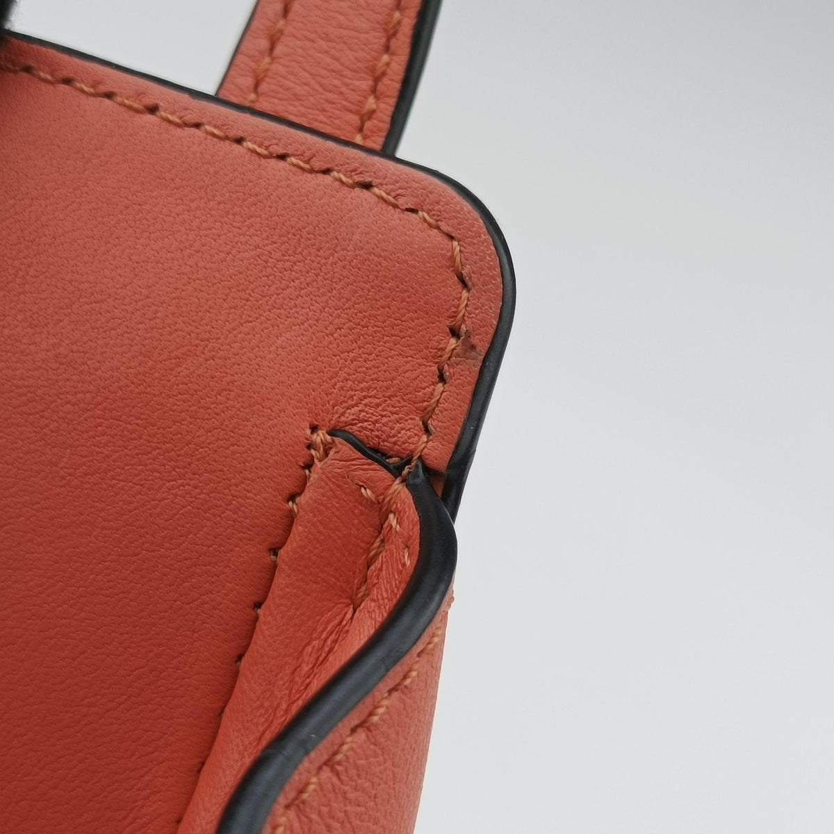 Pre-owned Loewe Hammock orange Leather  shoulderbag | stylenewstar