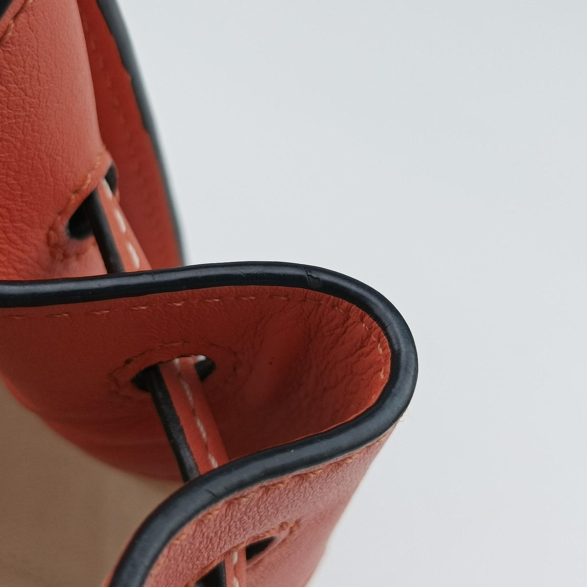 Pre-owned Loewe Hammock orange Leather  shoulderbag | stylenewstar