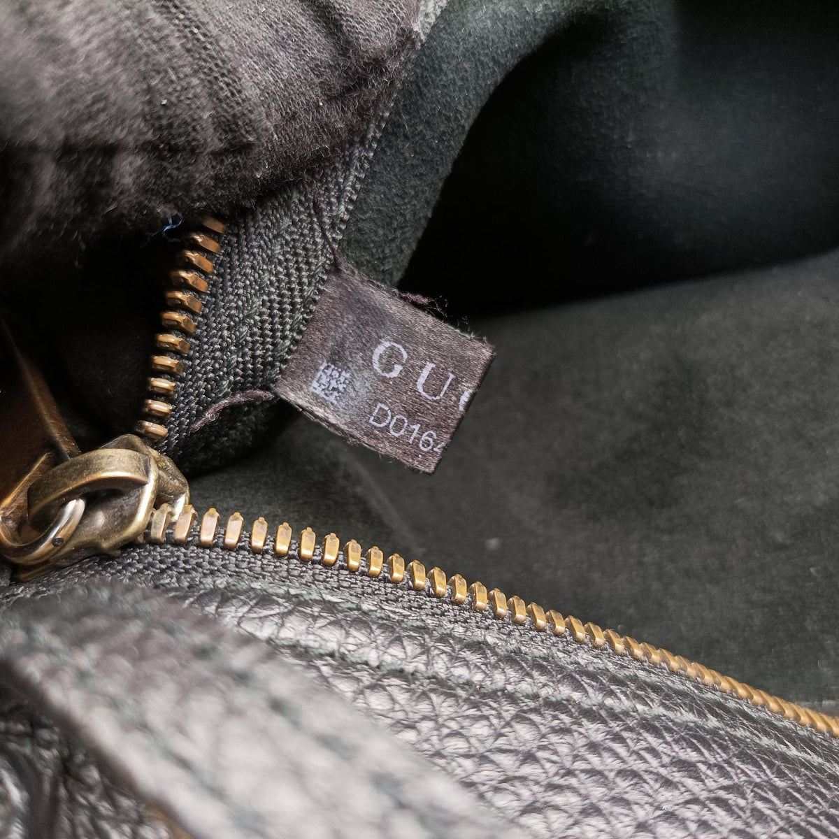 Pre-owned Gucci Bright Bit Black Leather 353117 shoulderbag | stylenewstar