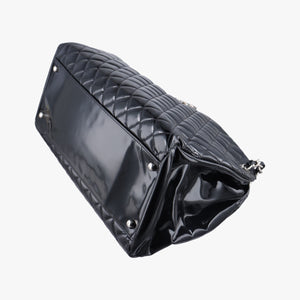 Pre-owned Chanel Mademoiselle Bowling Black Patent leather A50558 shoulderbag | stylenewstar