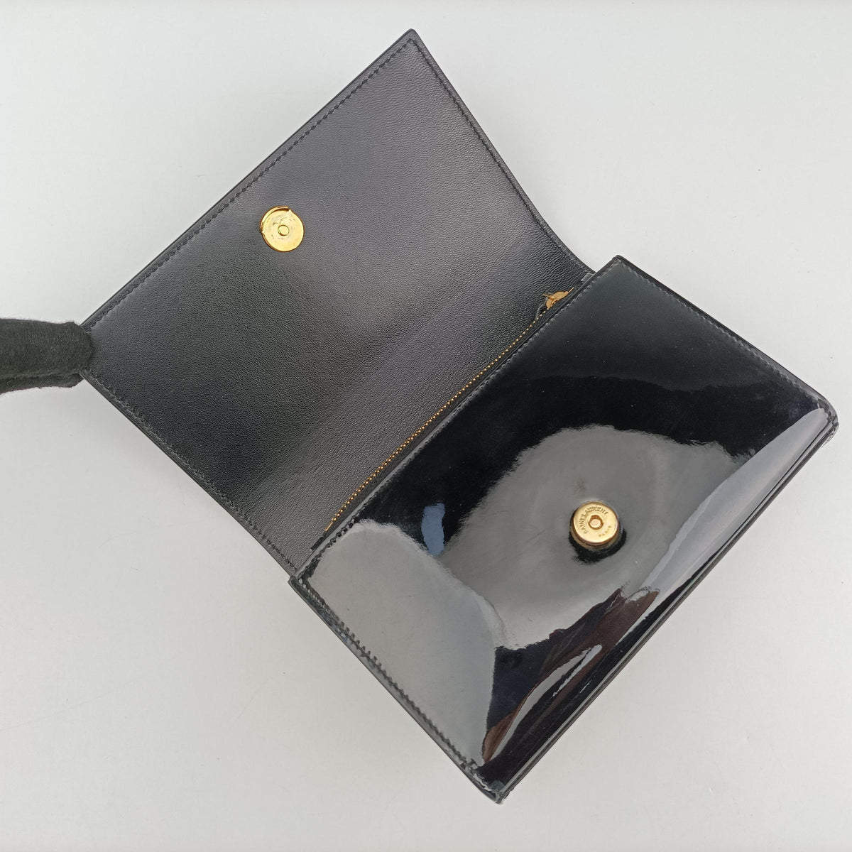 Pre-owned Yves Saint Laurent KATE Black Patent 534395 bum bag/waist bag | stylenewstar