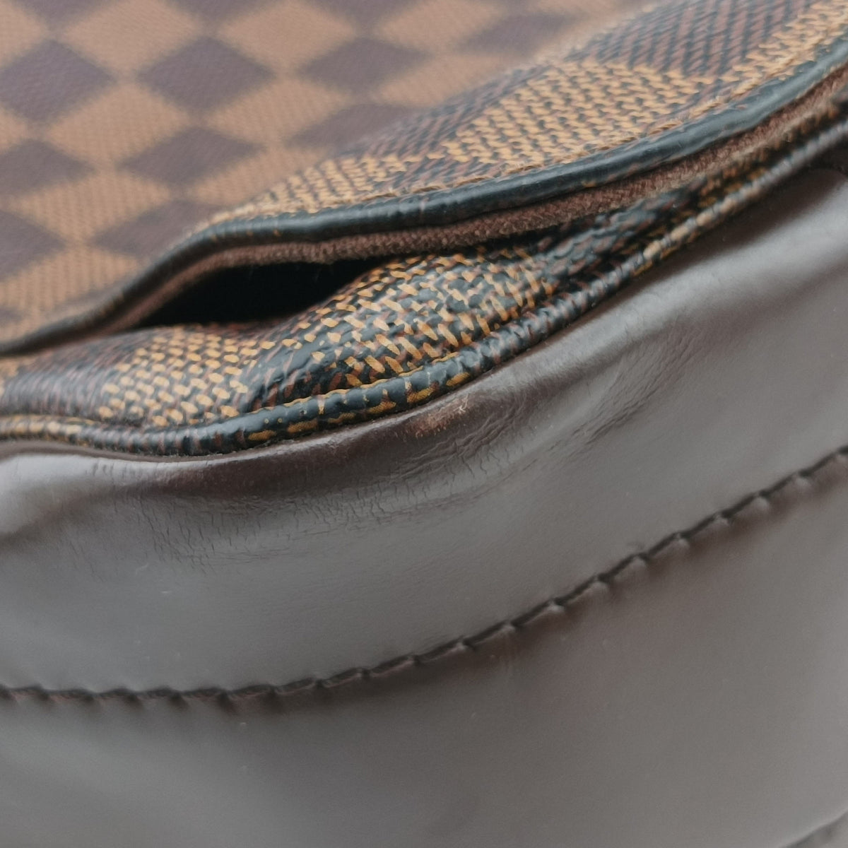 Pre-owned Louis Vuitton Bastille Messenger EBENE Damier Canvas N45258 crossbodybag | stylenewstar