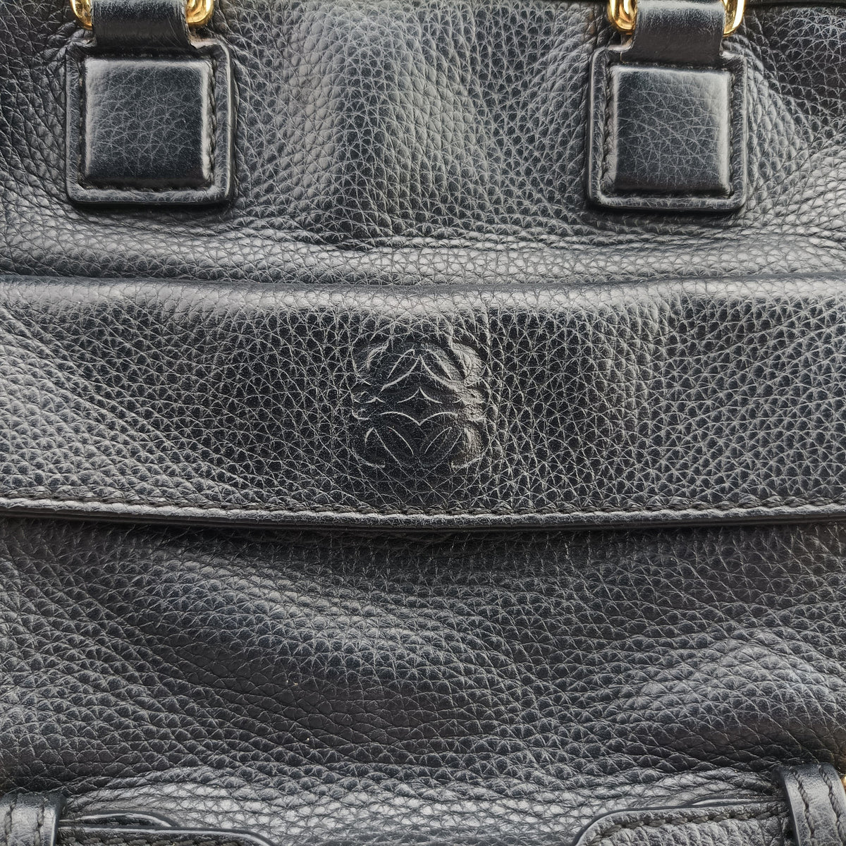 Pre-owned Loewe CRUZ Black Leather  shoulderbag | stylenewstar