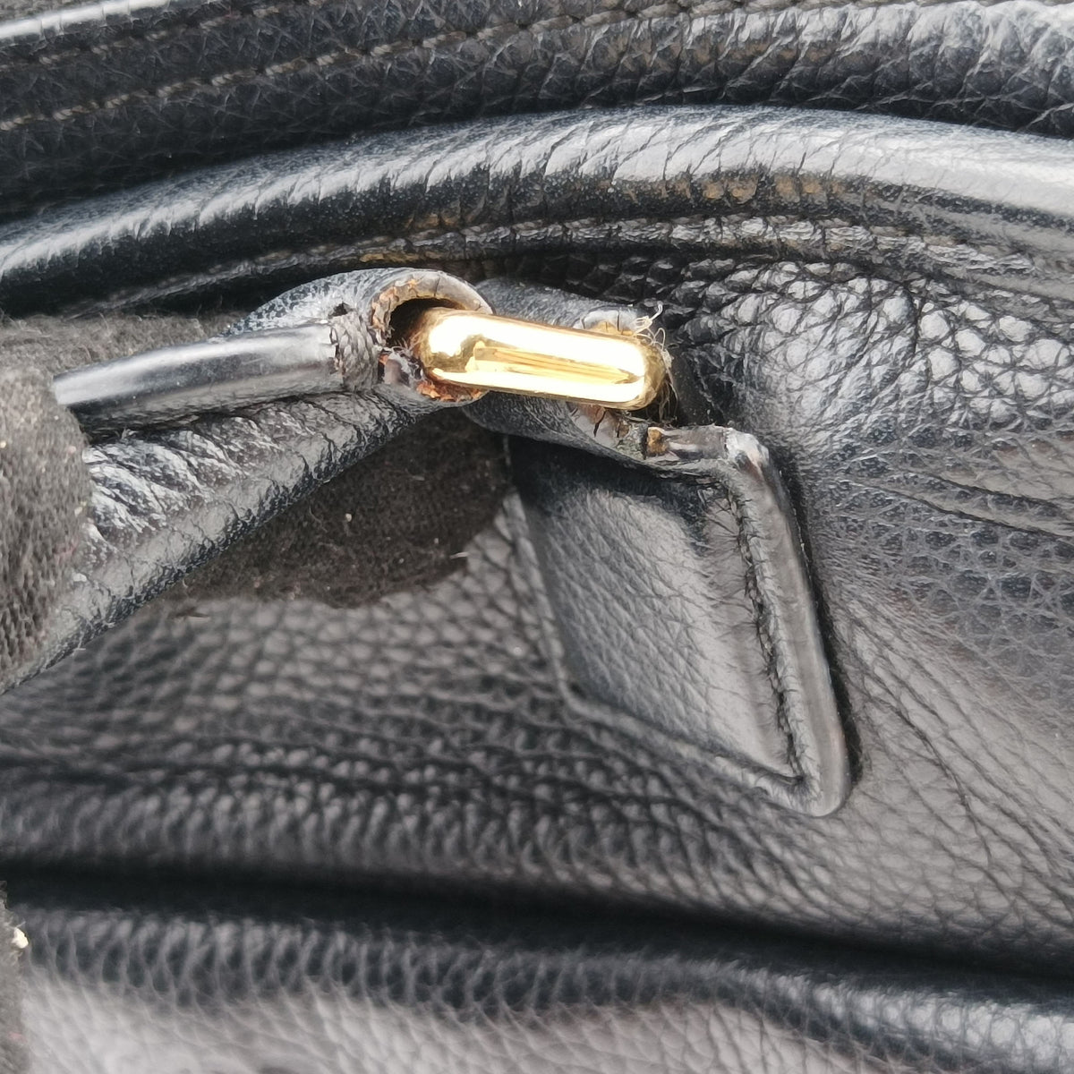 Pre-owned Loewe CRUZ Black Leather  shoulderbag | stylenewstar