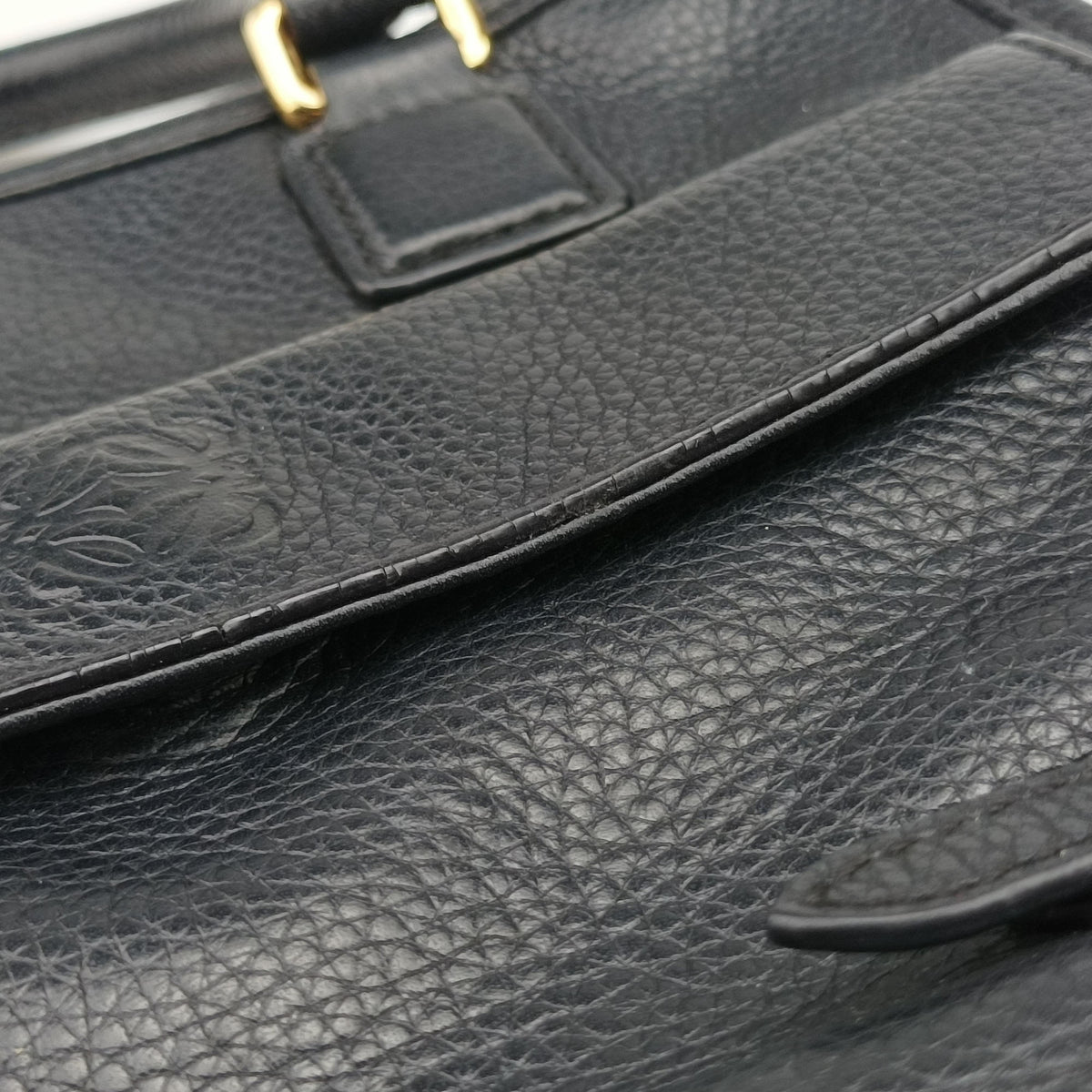 Pre-owned Loewe CRUZ Black Leather  shoulderbag | stylenewstar