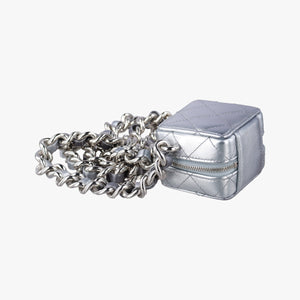 Vintage Chanel Coco Punk Cube Silver lambskin AP2529 crossbodybag | stylenewstar