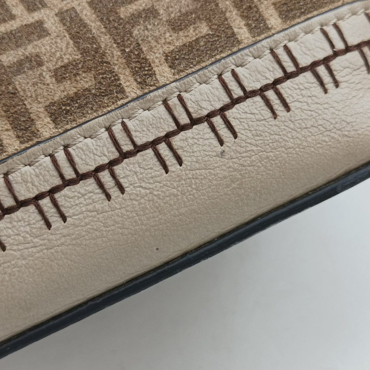 Vintage Fendi Mon Tresor Mini Bucket Beige Leather × Suede 8BS010 shoulderbag | stylenewstar
