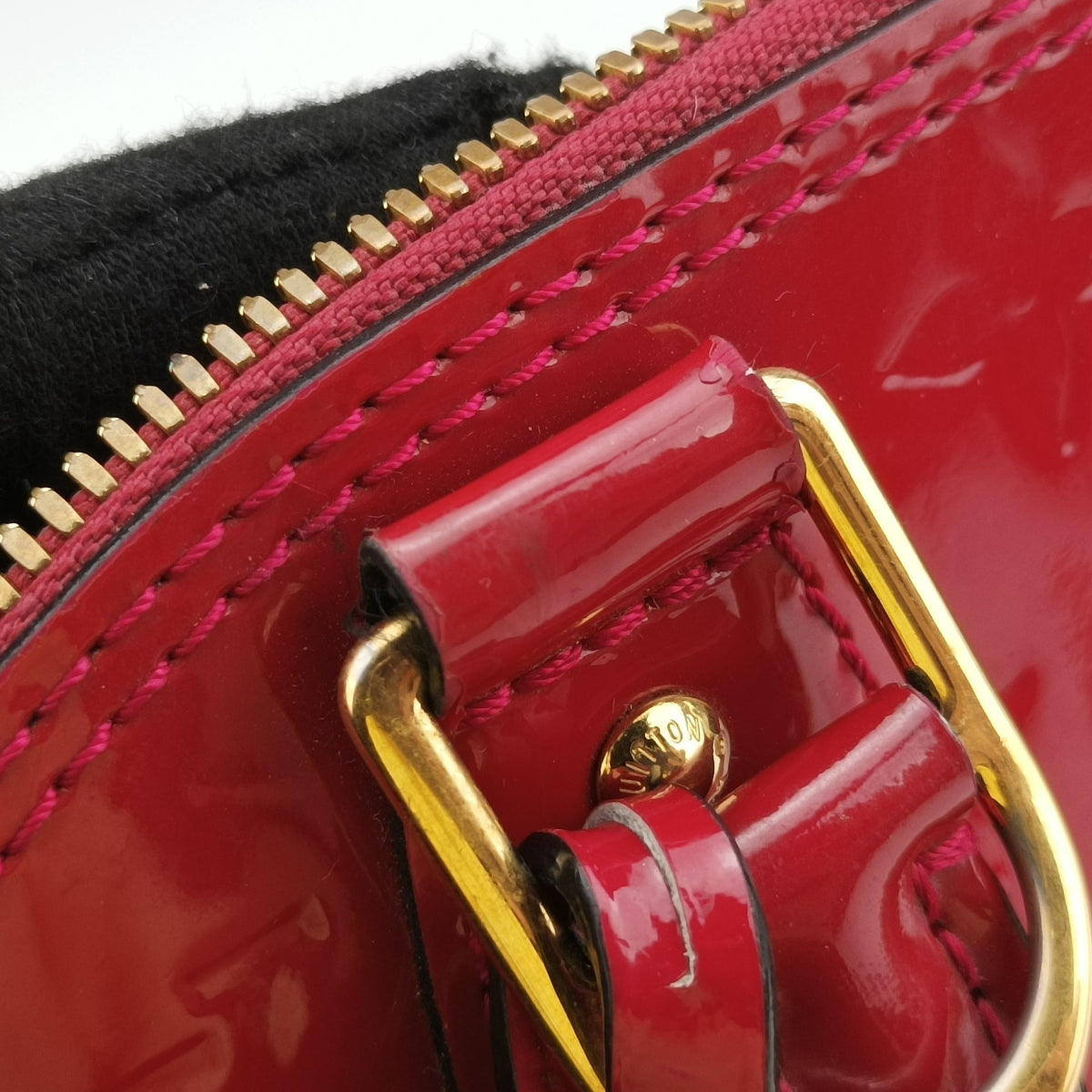 Pre-owned Louis Vuitton Alma BB pomme d'amour Vernis M90174 shoulderbag | stylenewstar