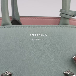 Secondhand Ferragamo Hug Blue leather 21 5975 shoulderbag | stylenewstar