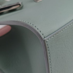 Secondhand Ferragamo Hug Blue leather 21 5975 shoulderbag | stylenewstar