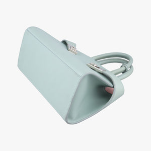 Secondhand Ferragamo Hug Blue leather 21 5975 shoulderbag | stylenewstar