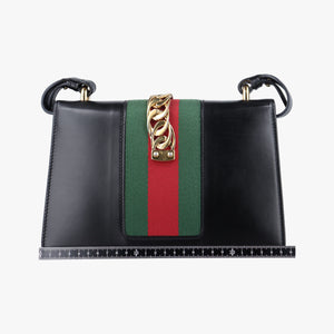 Pre-owned Gucci Sylvie Black Leather 421882 shoulderbag | stylenewstar