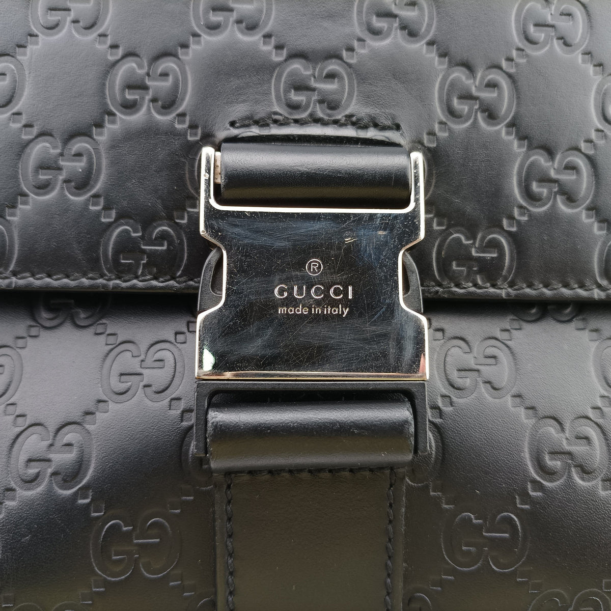 Pre-owned Gucci GG Plus GG Supreme Black Leather 406368 shoulderbag | stylenewstar