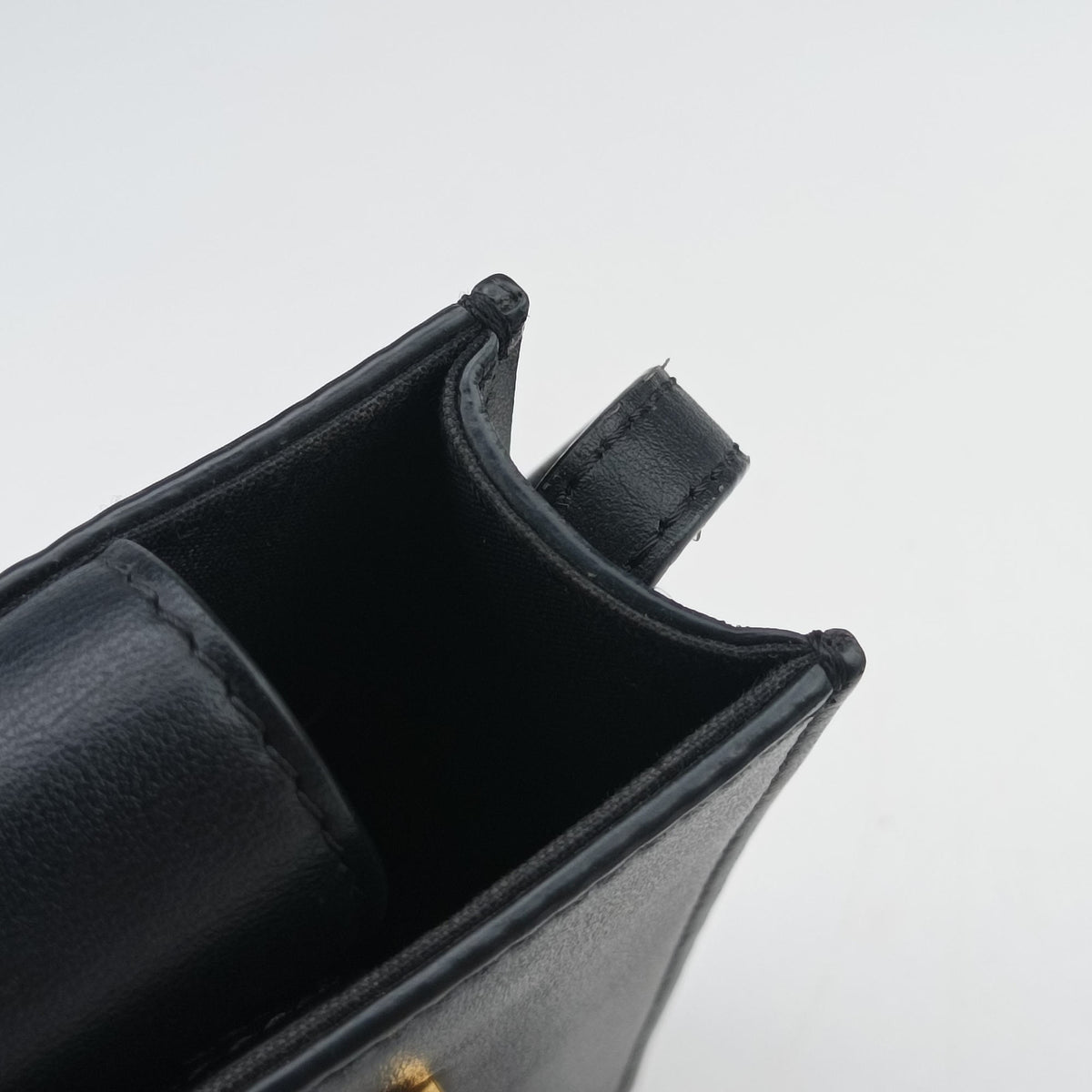 Vintage Fendi Phone Pouch Black Leather 7AS192 shoulderbag | stylenewstar