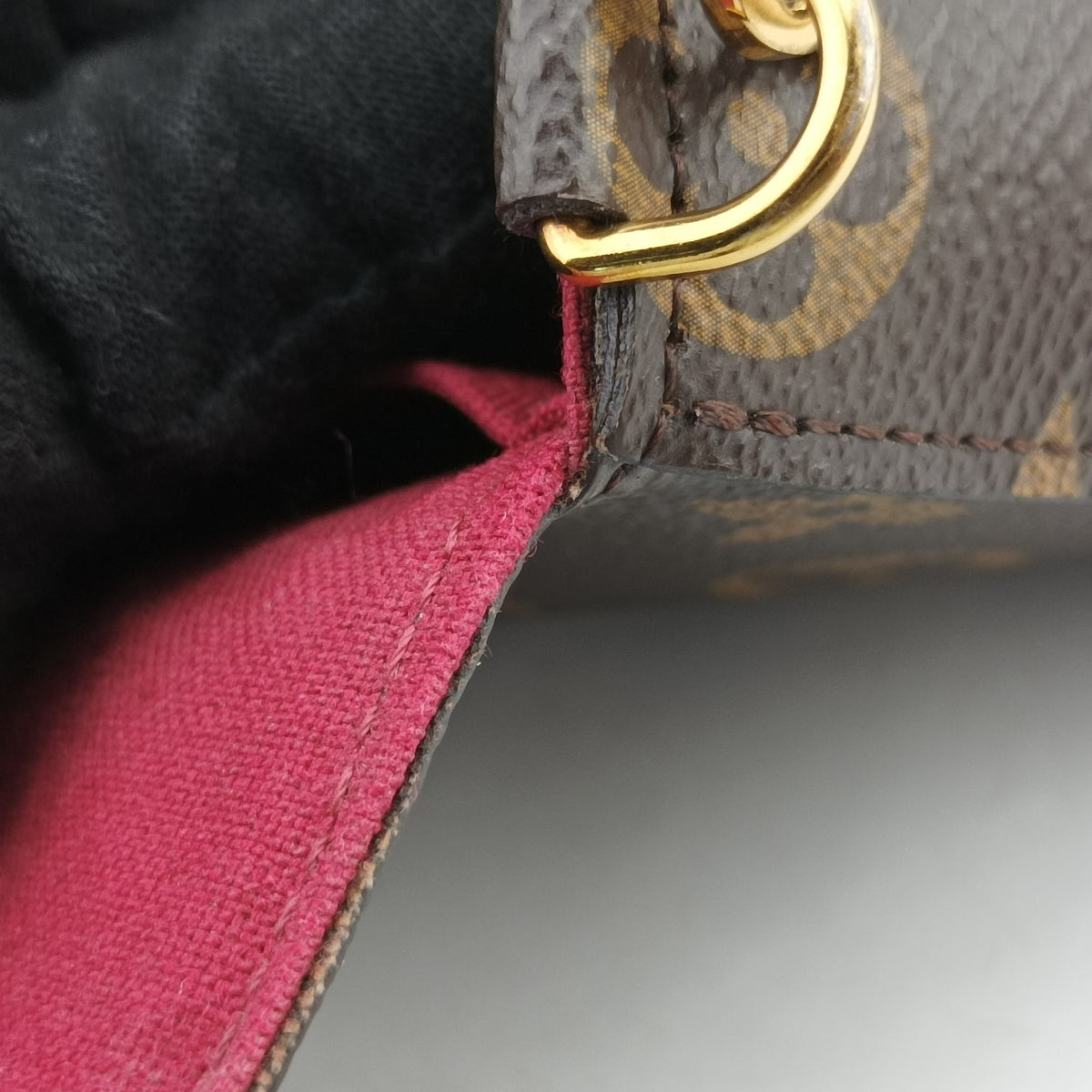 Secondhand Louis Vuitton Pochette Felicie Brown Monogram Canvas M61276 shoulderbag | stylenewstar