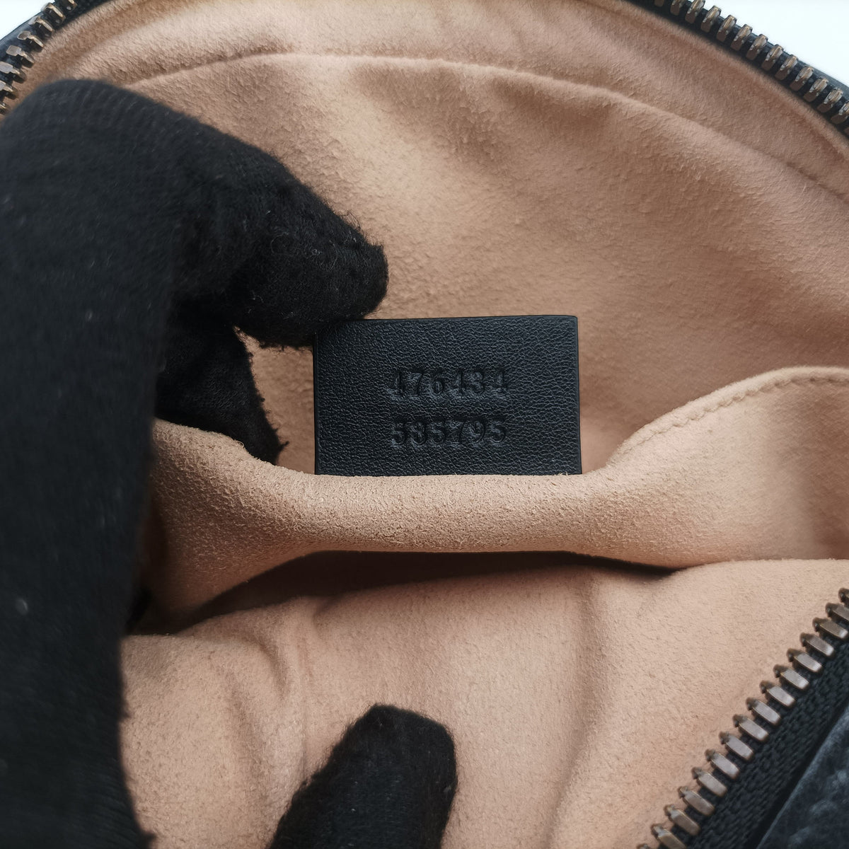 Vintage Gucci GG Marmont Black Leather 476434 bum bag/waist bag | stylenewstar