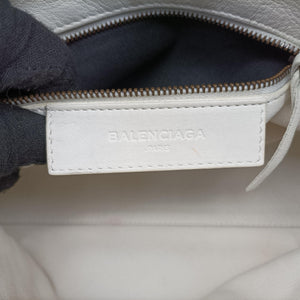 Pre-owned Balenciaga Giant City White lambskin  shoulderbag | stylenewstar