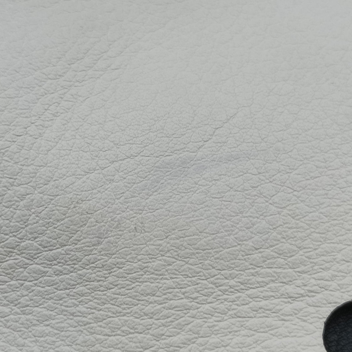 Pre-owned Balenciaga Giant City White lambskin  shoulderbag | stylenewstar