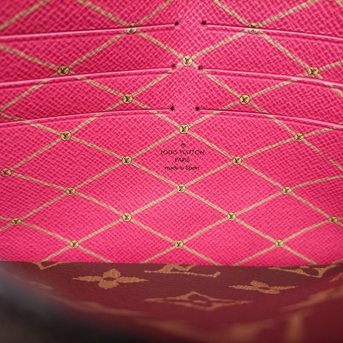 Pre-owned Louis Vuitton Pochette Weekend brown×Fuchsia Pink Monogram Canvas M62456 shoulderbag | stylenewstar