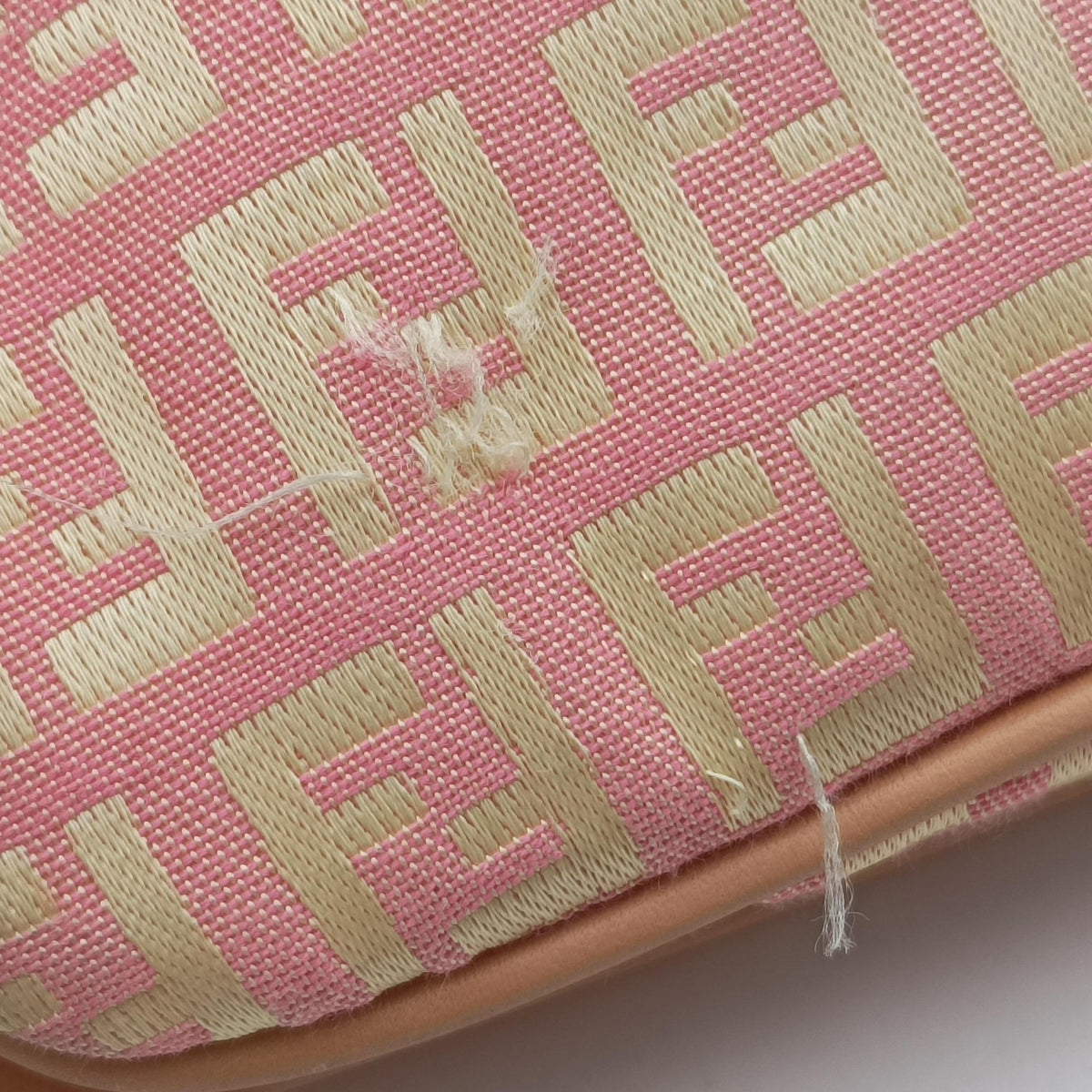 Pre-owned Fendi Mamma Bucket Pink Canvas×Leather 8BR002 shoulderbag | stylenewstar