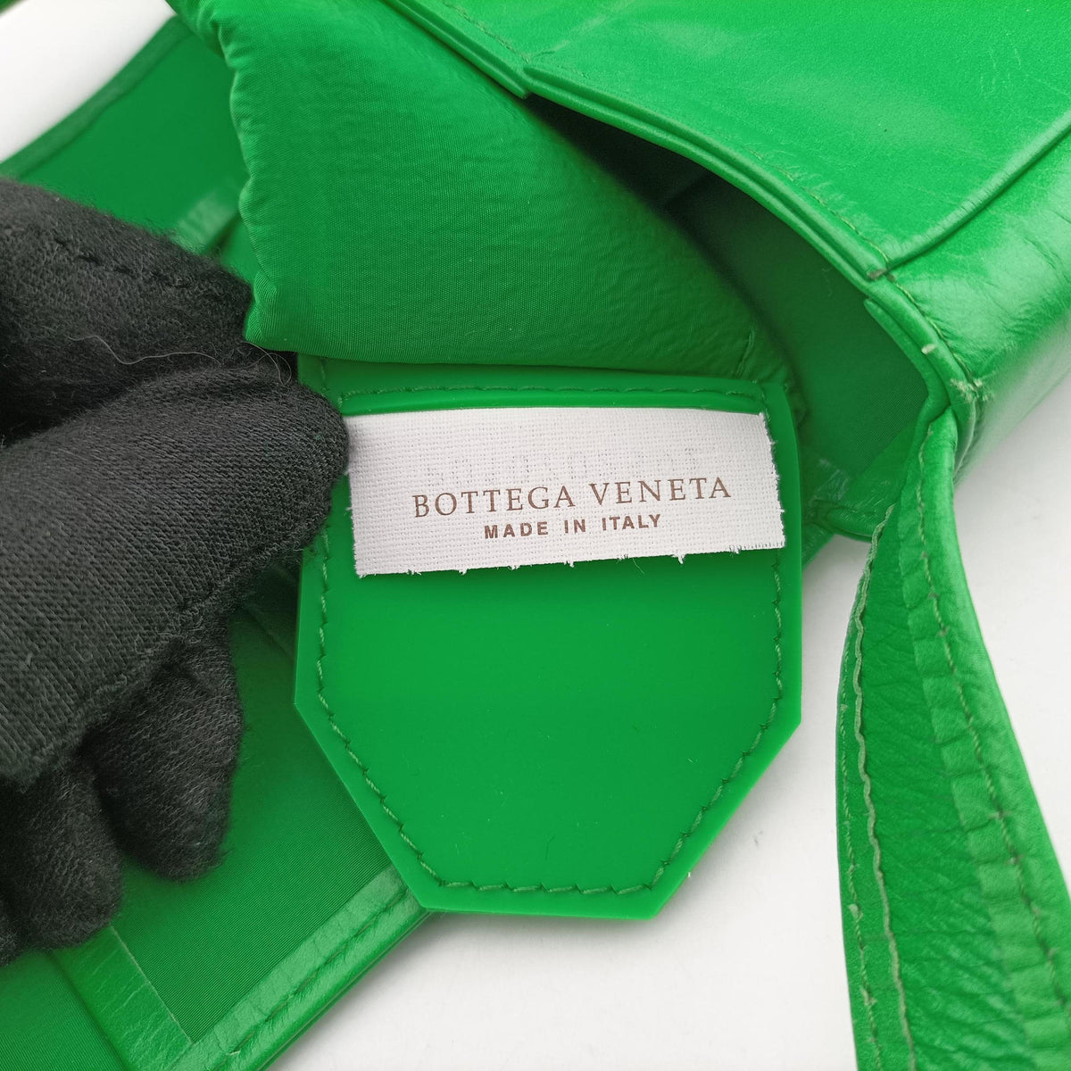 Pre-owned Bottega Veneta candy cassette Green lambskin  shoulderbag | stylenewstar