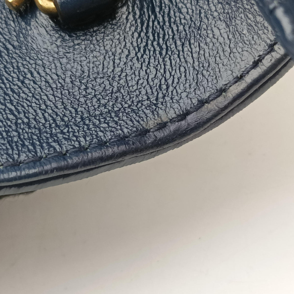Pre-owned Gucci GG Marmont White×navy Leather 574969 shoulderbag | stylenewstar