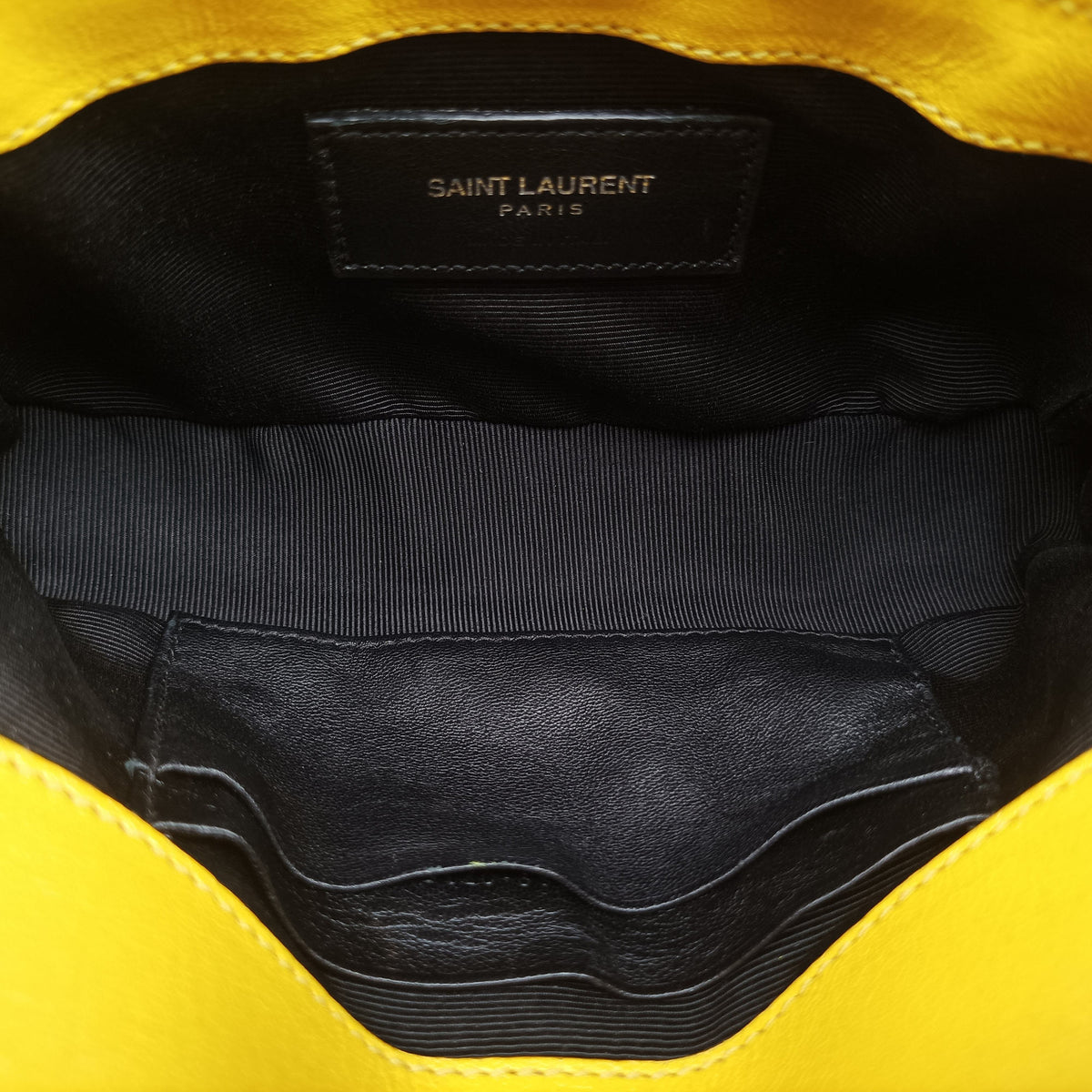 Pre-owned Yves Saint Laurent Baby Chai Yellow Leather 399289 shoulderbag | stylenewstar