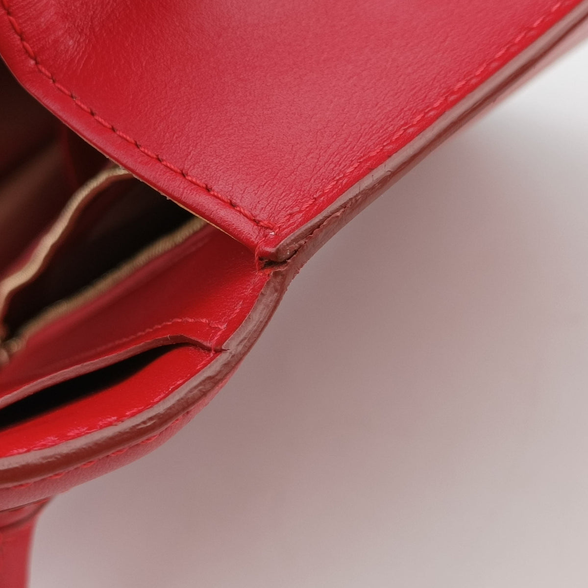 Pre-owned Delvaux Brillon MM Red leather  handbag | stylenewstar