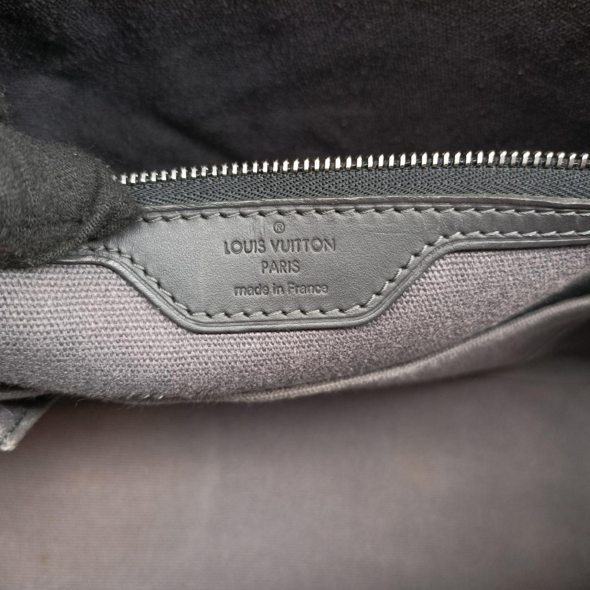 Pre-owned Louis Vuitton Acoma Grey Leather M97019 shoulderbag | stylenewstar
