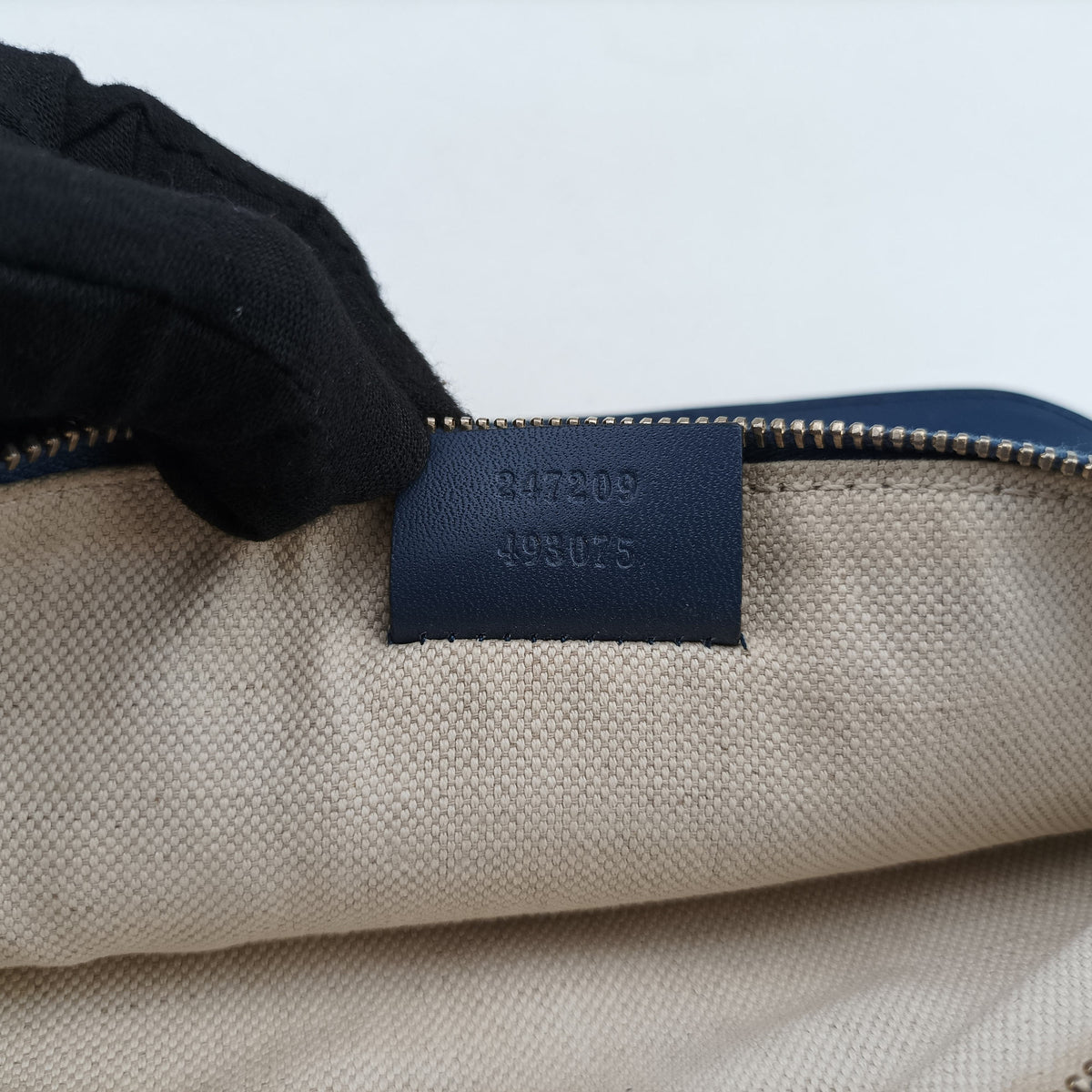 Pre-owned Gucci GG Craft Beige x Blue Canvas×Leather 247209 handbag | stylenewstar