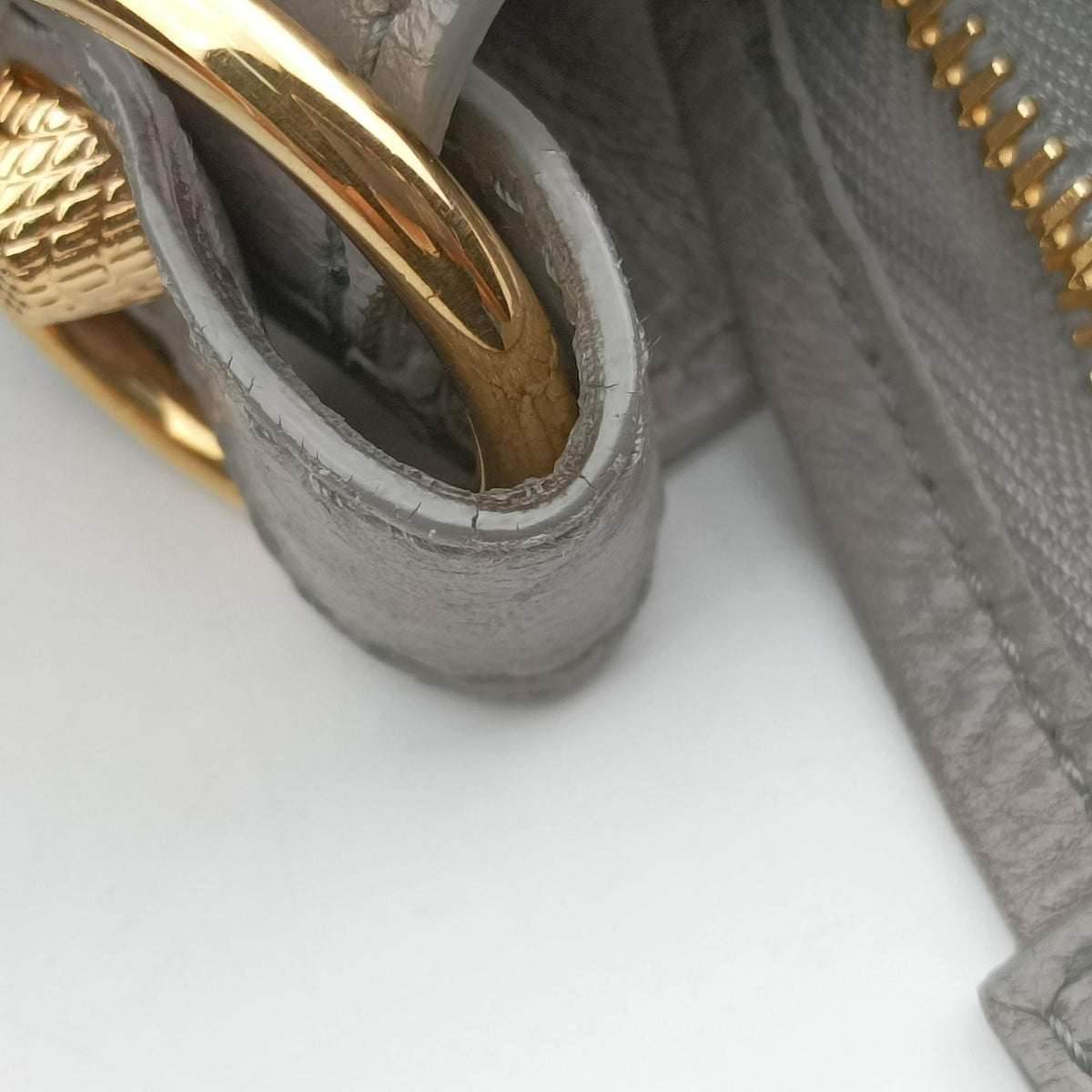 Pre-owned Balenciaga Giant City Grey lambskin  shoulderbag | stylenewstar