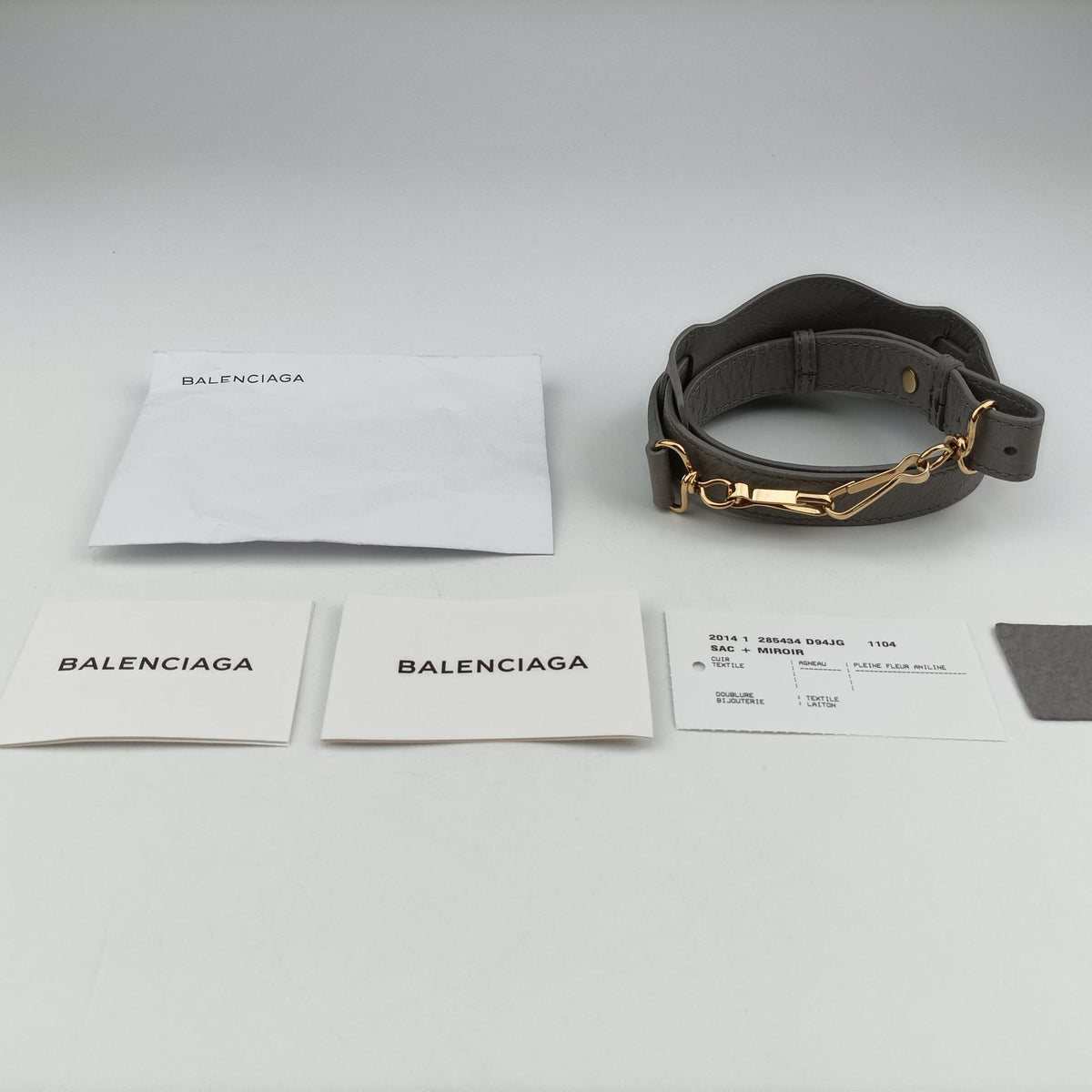 Pre-owned Balenciaga Giant City Grey lambskin  shoulderbag | stylenewstar