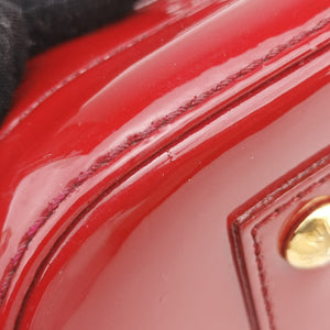 Vintage Louis Vuitton Alma BB pomme d'amour Vernis M90174 handbag | stylenewstar