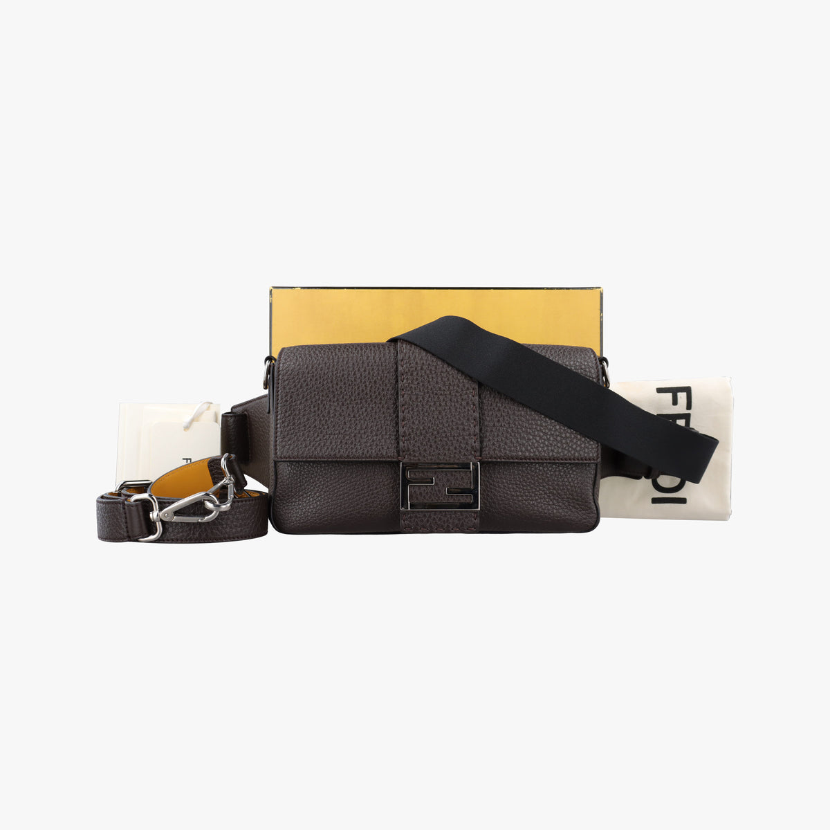 Pre-owned Fendi Baguette Brown Leather 7VA472 shoulderbag | stylenewstar