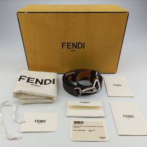 Pre-owned Fendi Baguette Brown Leather 7VA472 shoulderbag | stylenewstar
