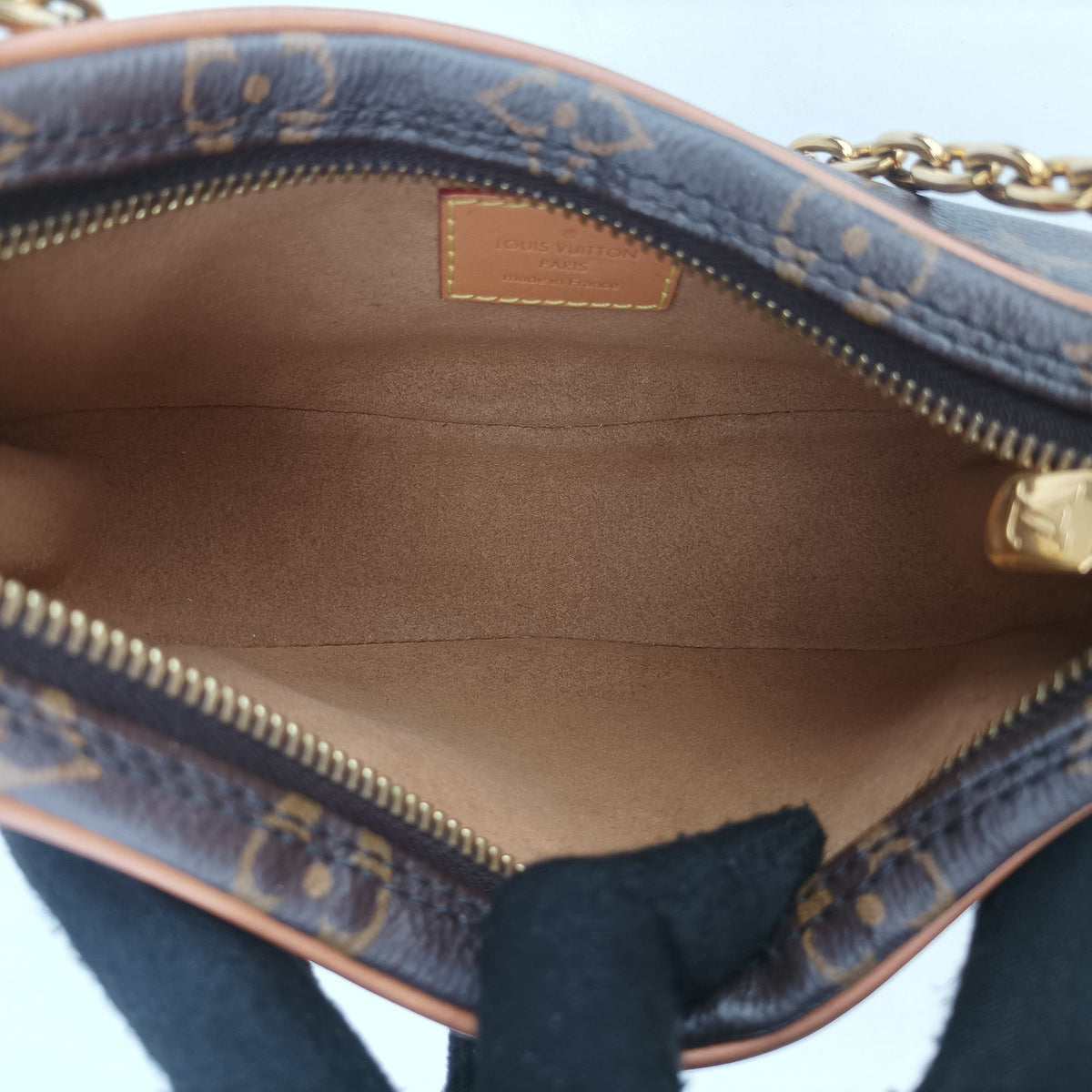 Secondhand Louis Vuitton LOOP Brown×Beige Monogram Canvas M81098 shoulderbag | stylenewstar