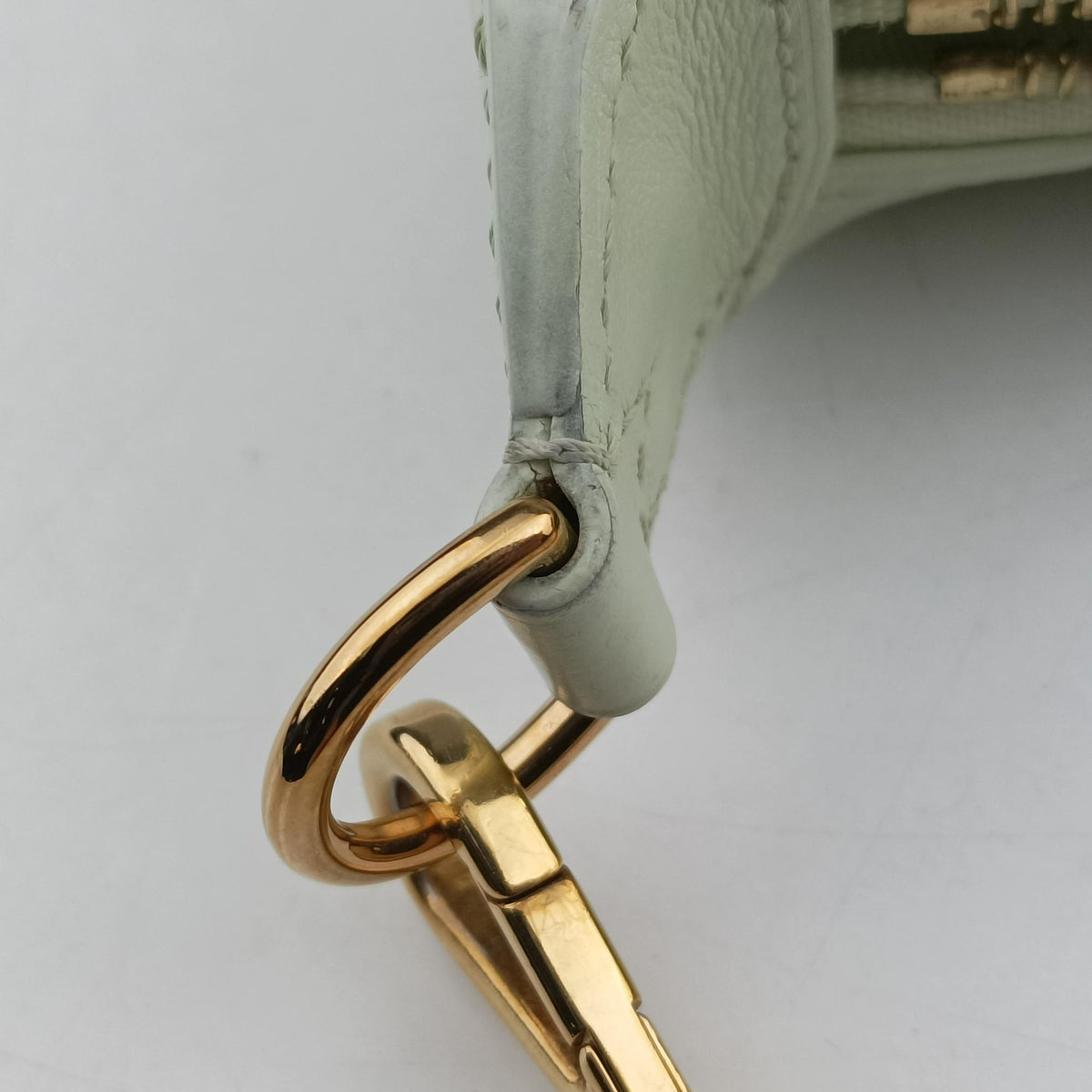 Secondhand Louis Vuitton Bubblegram Over the Moon VERT D’EAU Leather M20857 shoulderbag | stylenewstar