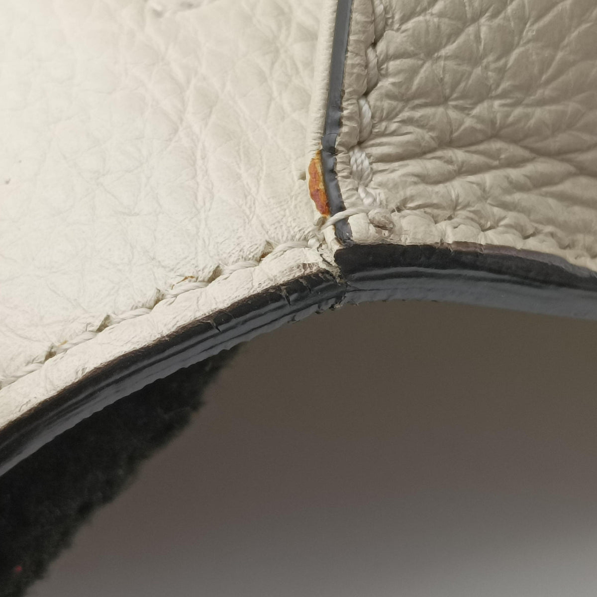 Pre-owned Gucci Bamboo Daily White Leather 370826 shoulderbag | stylenewstar