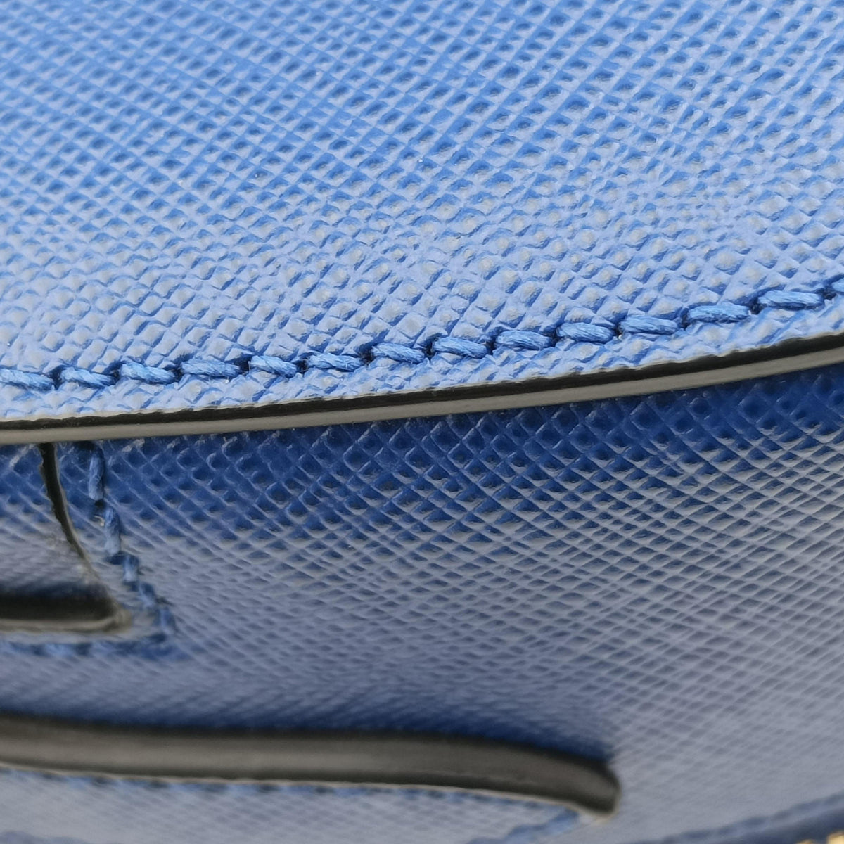Vintage Prada Odette Blue SAFFIANO Leather 1BH123 shoulderbag | stylenewstar