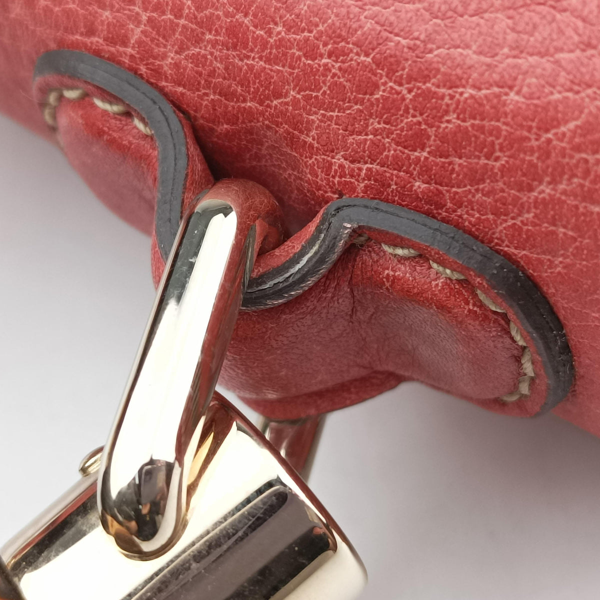 Pre-owned Gucci New Bamboo Red Leather 254884 shoulderbag | stylenewstar