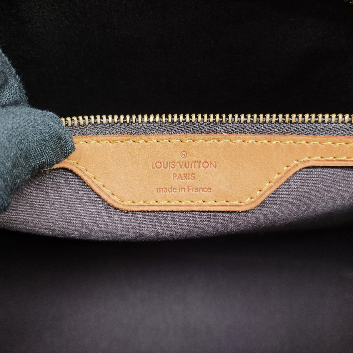Secondhand Louis Vuitton Brea GM TERRE D’OMBRE Vernis  shoulderbag | stylenewstar