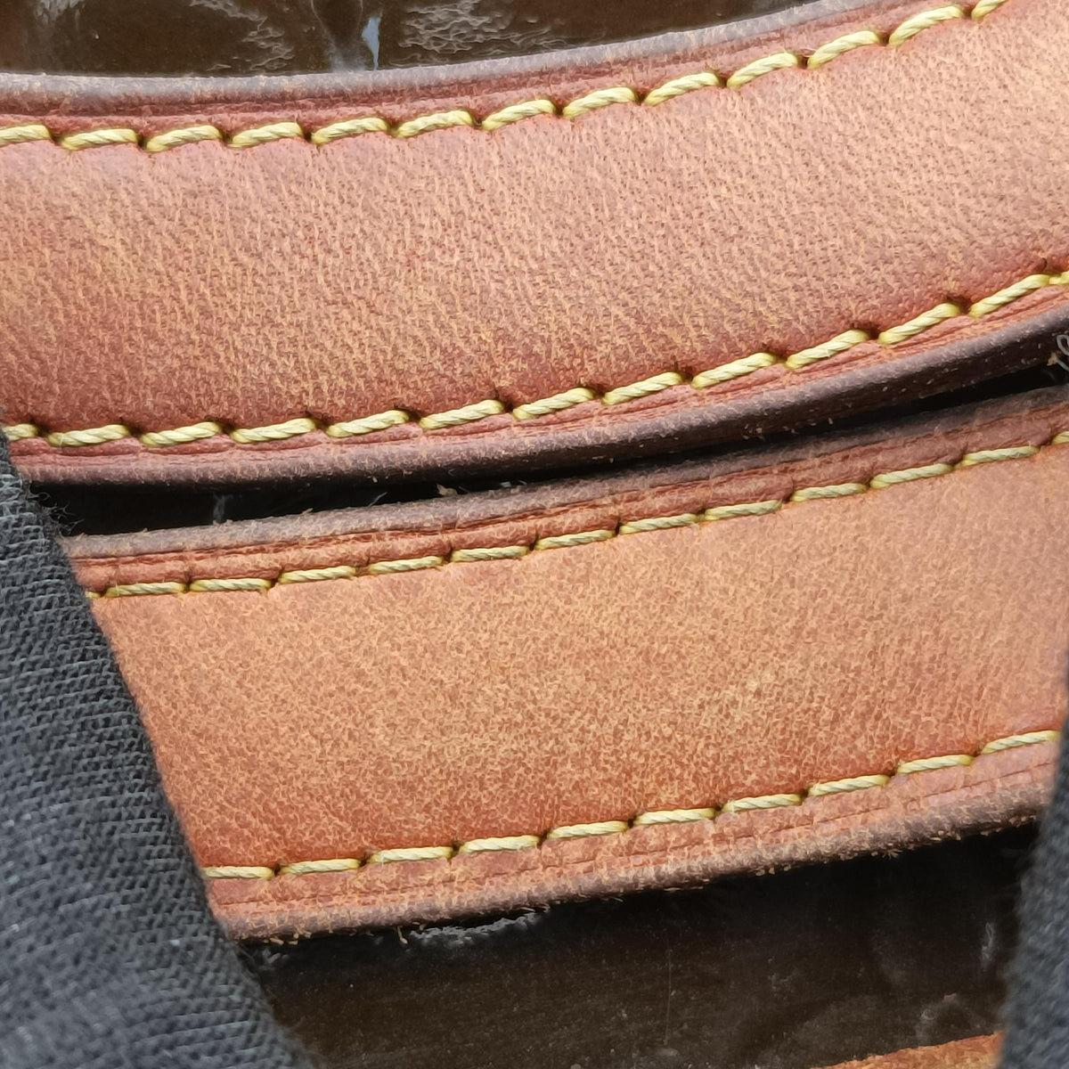 Secondhand Louis Vuitton Brea GM TERRE D’OMBRE Vernis  shoulderbag | stylenewstar