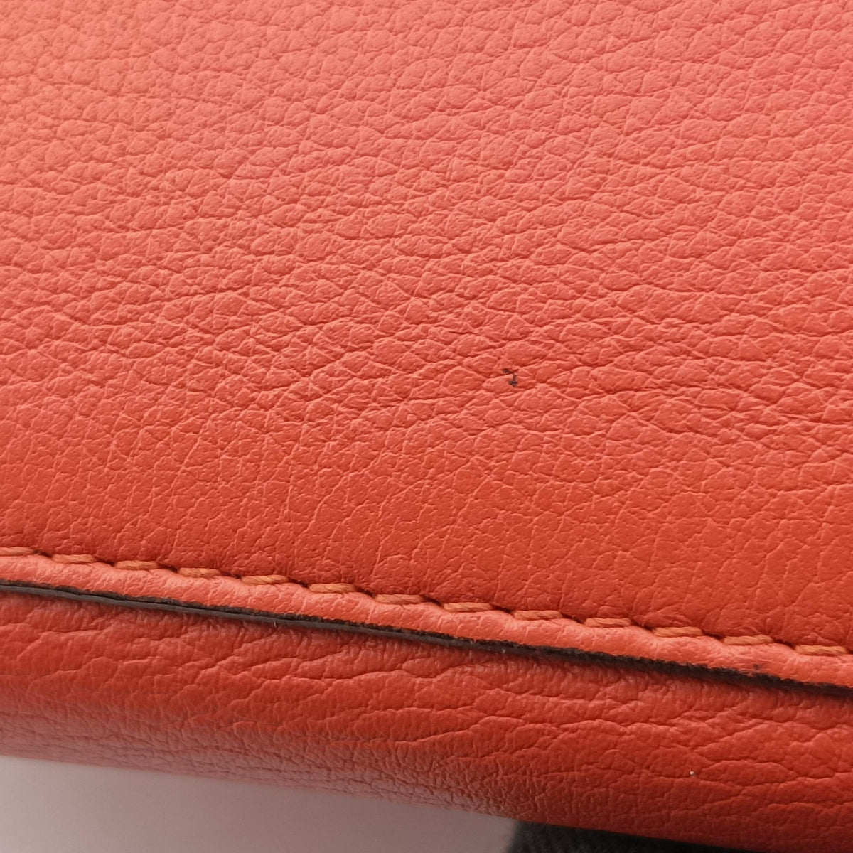 Pre-owned Loewe Amazona Orange Leather  handbag | stylenewstar