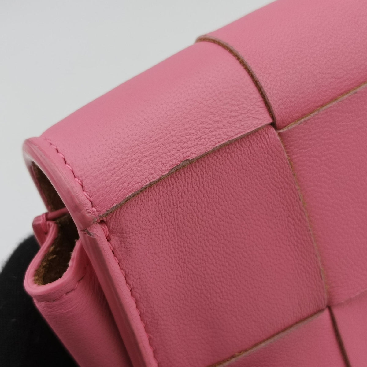 Pre-owned Bottega Veneta Cassette Pink lambskin  shoulderbag | stylenewstar