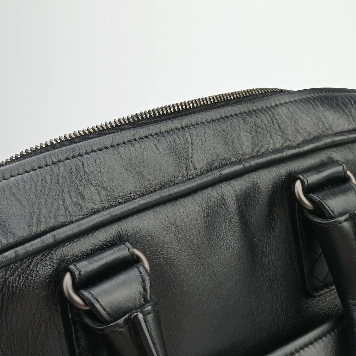 Pre-owned Bottega Veneta Intrecciato Black Lambskin  shoulderbag | stylenewstar