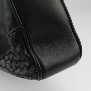 Pre-owned Bottega Veneta Intrecciato Black Lambskin  shoulderbag | stylenewstar