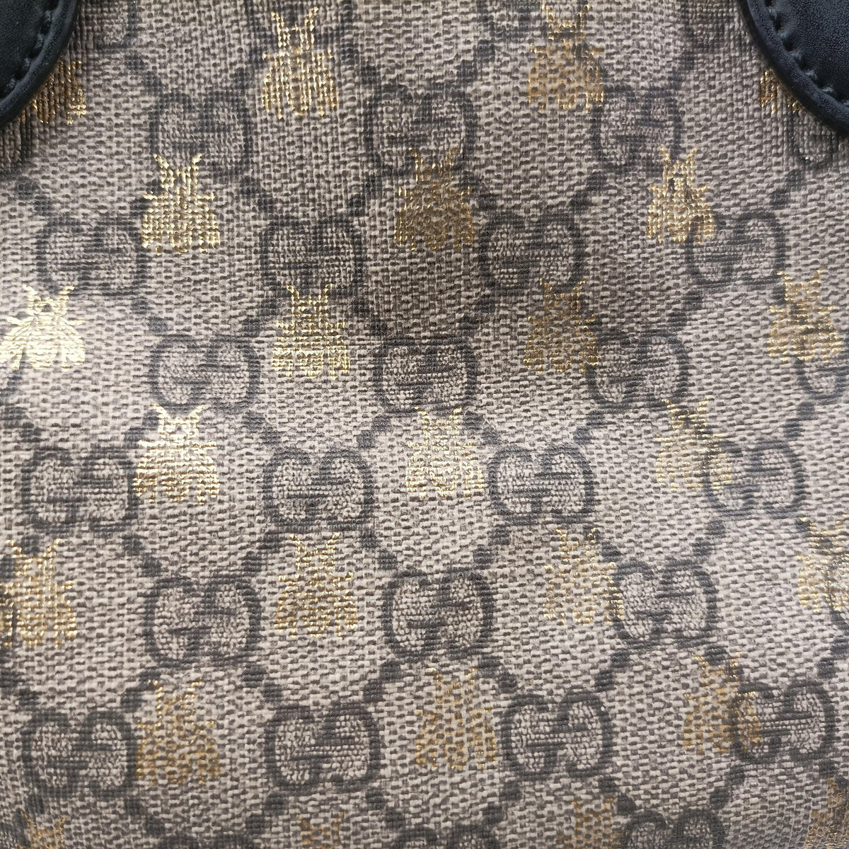Pre-owned Gucci GG Supreme Bee Black× Beige PVC coated canvas×leather 473887 handbag | stylenewstar