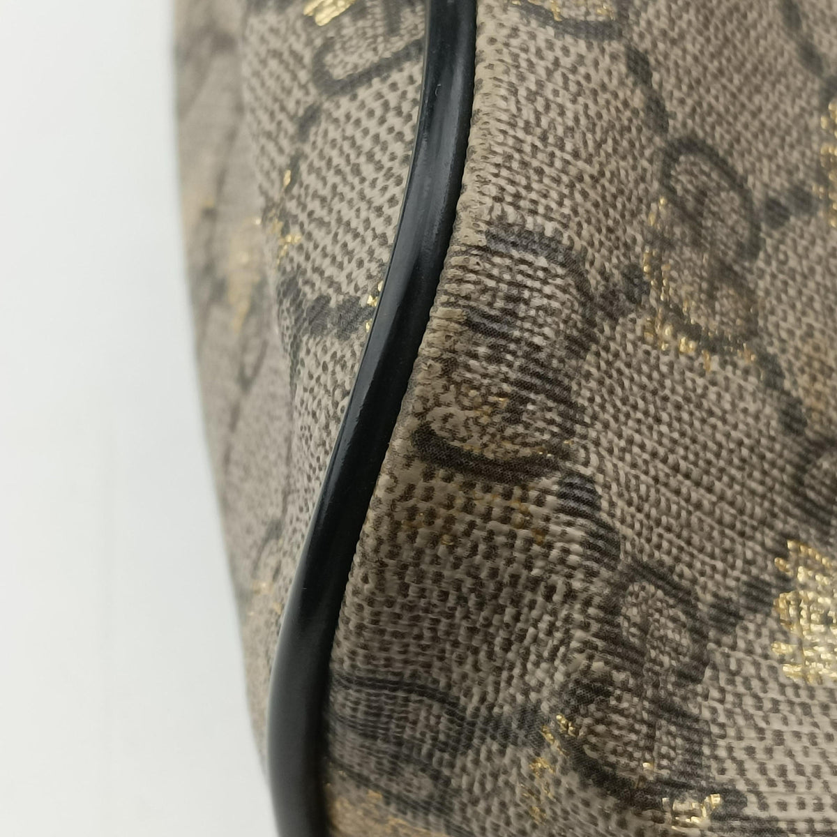 Pre-owned Gucci GG Supreme Bee Black× Beige PVC coated canvas×leather 473887 handbag | stylenewstar